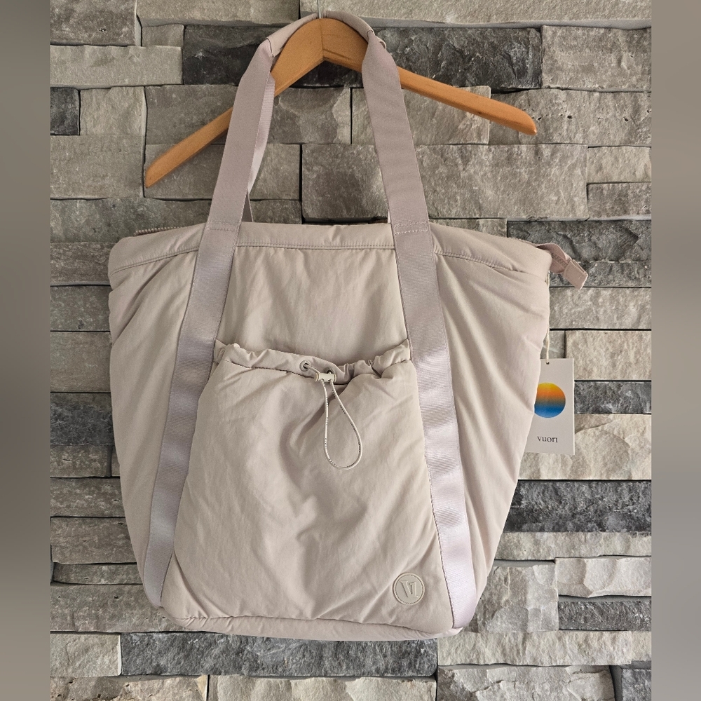 NWT Vuori  All Around Cream Tote Bag